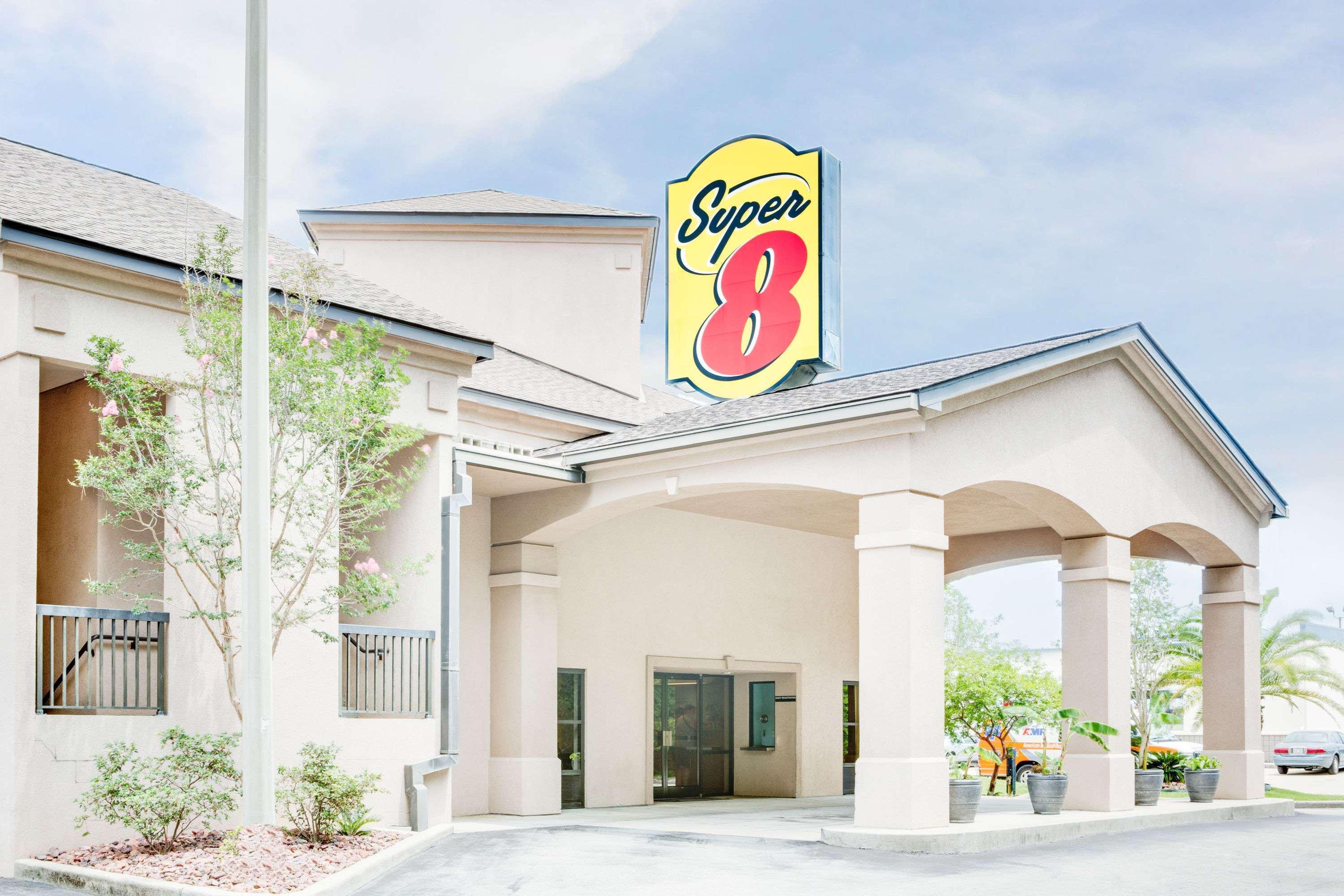 Super 8 by Wyndham Diberville Biloxi Area Eksteriør billede