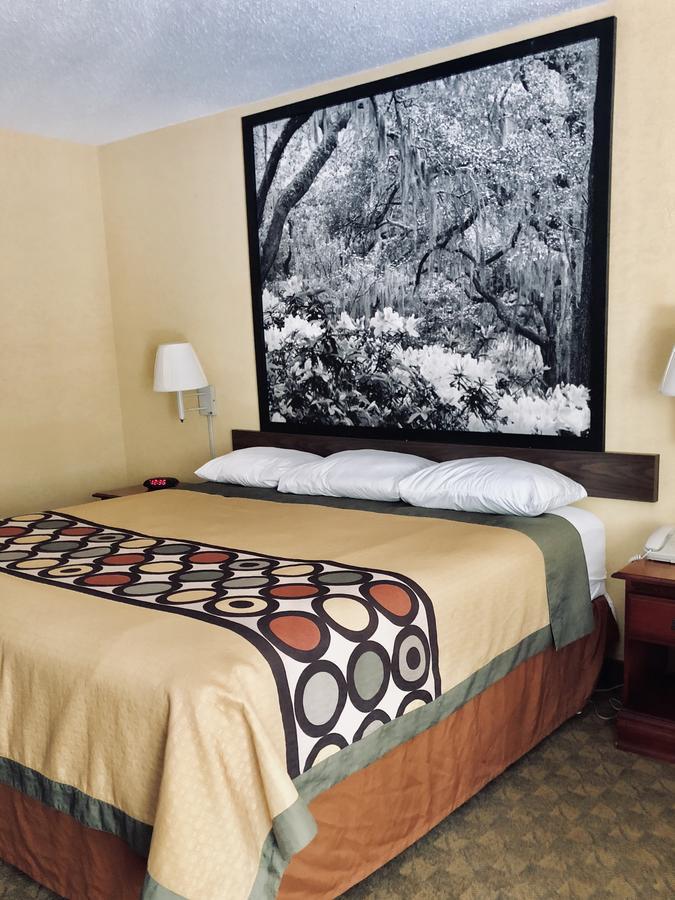 Super 8 by Wyndham Diberville Biloxi Area Eksteriør billede